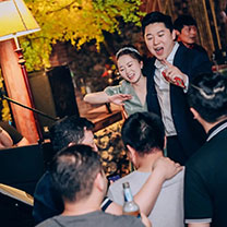 云南目的地真实婚礼丨婚礼也能办在自家院子里？