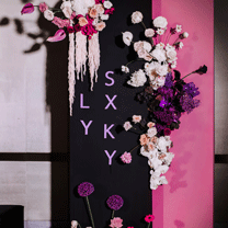 鸢尾花开,爱不止息 | 超时髦的秀场风撞色婚礼