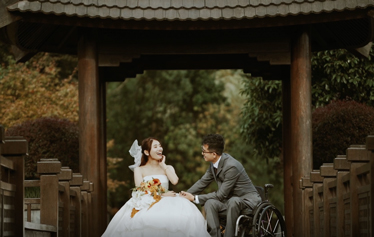 轮椅上的华尔兹