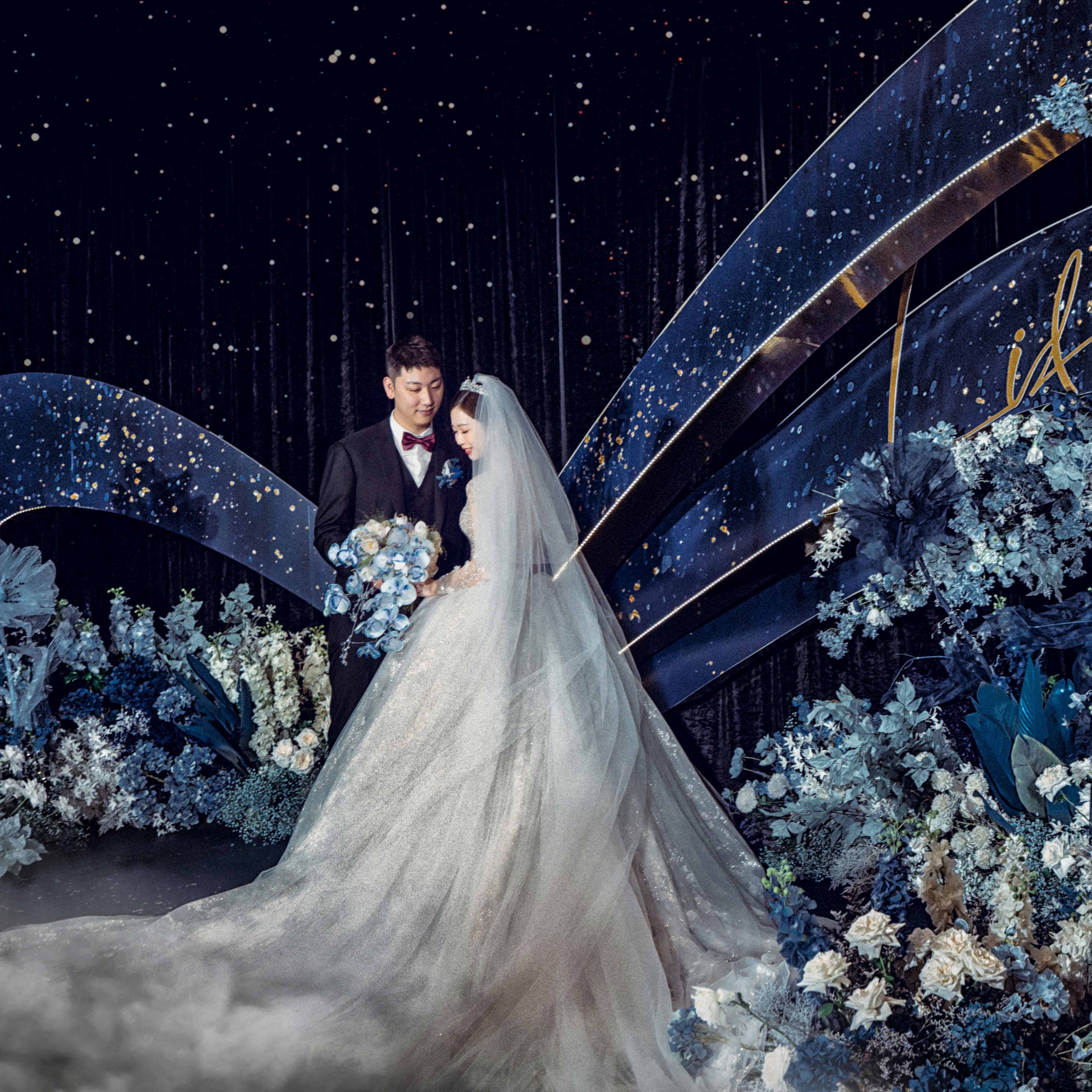 你落在我心上 | 缘分落地生根是我们,执手深情凝望下个十年