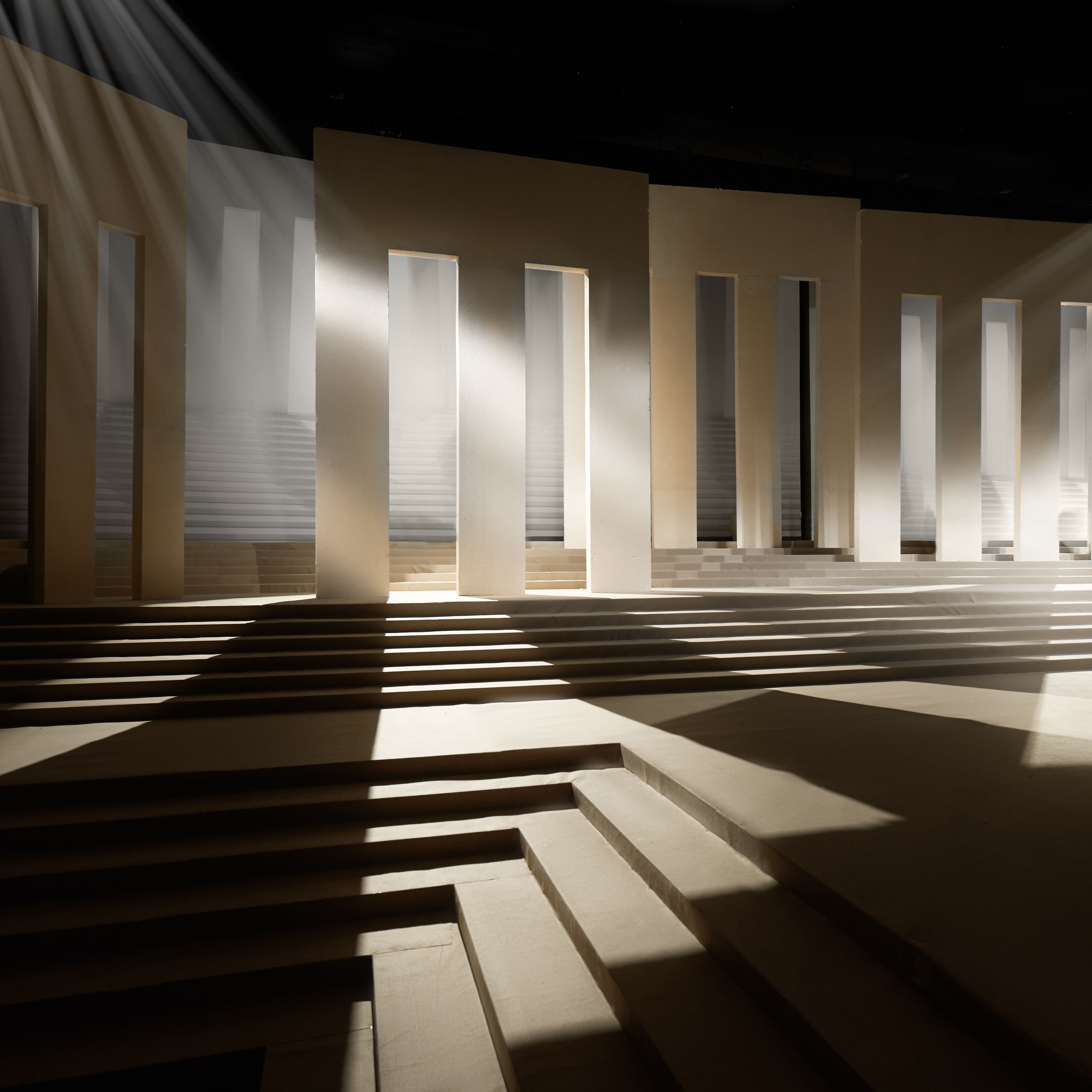 融合极简现代艺术,唯美诠释沙漠秀场风婚礼