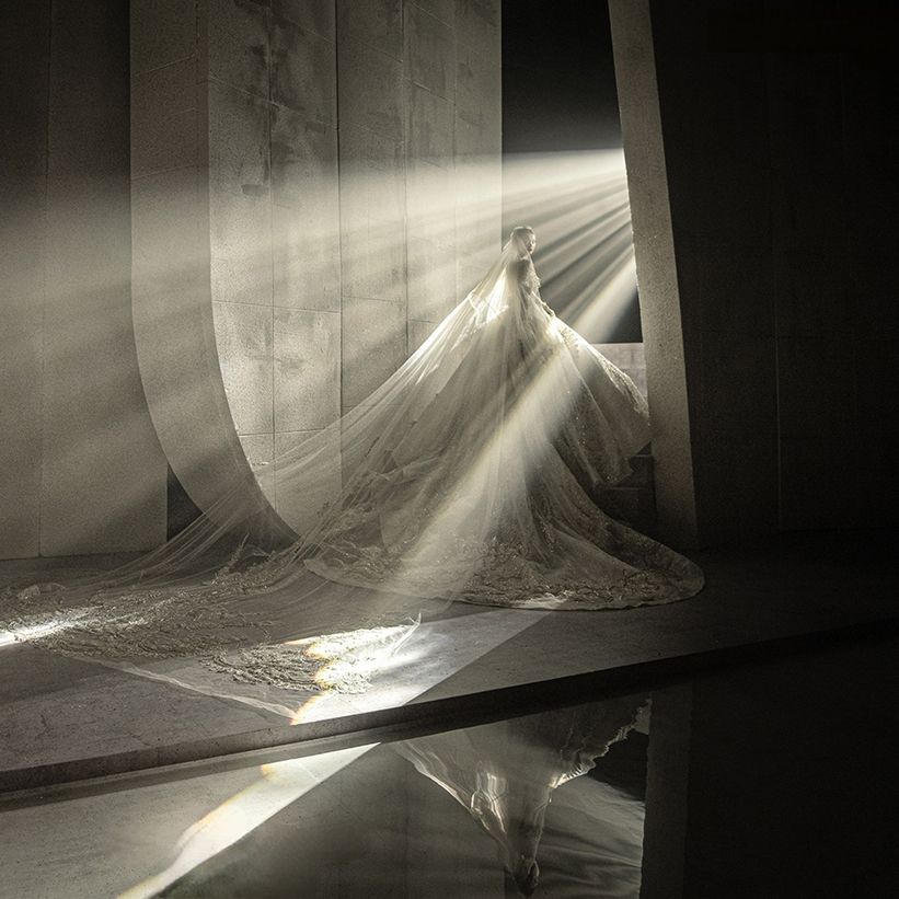 真实婚礼 | 光影与缝隙之间 ，「我」和「你」一同潜入自然，随光游走