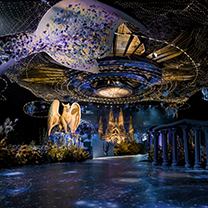 悬浮在空中的海底世界